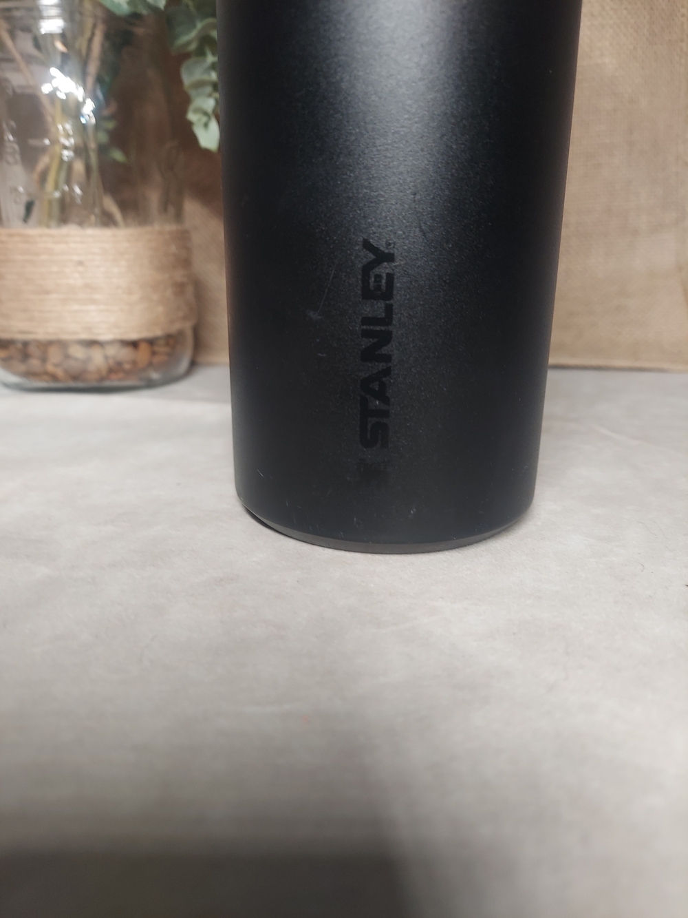 Stanley AeroLight Fast Flow Water Bottle 24 oz Black with Stainless Steel Straw - Picture 4 of 9
